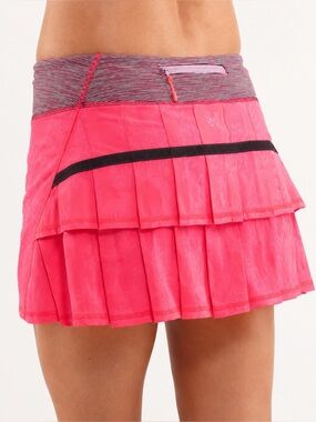 LULULEMON PACE SETTER SKORT Flash Wee Are From Space Deep Coal April Multi 2